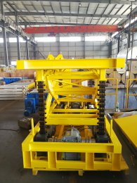 柔性柱鏈條升降平臺(tái) 柔性柱鏈條升降平臺(tái)